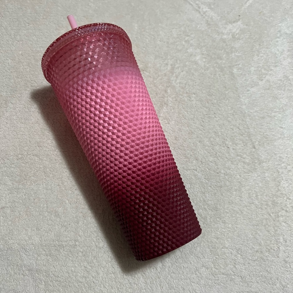 Starbucks studded pink ombré venti cup with straw - Picture 3 of 3